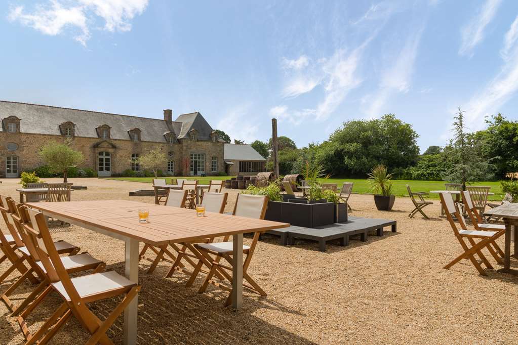 Chateau Du Bois-Guy Golf Parigné Exterior foto